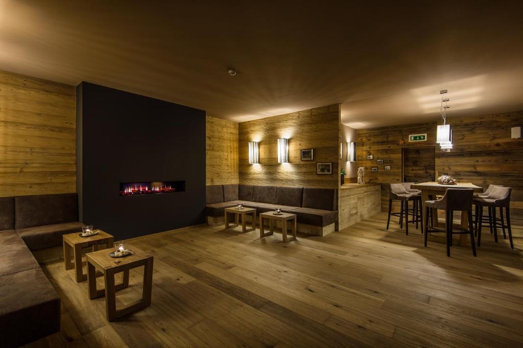Hotel Christiania Ла Вилла Экстерьер фото
